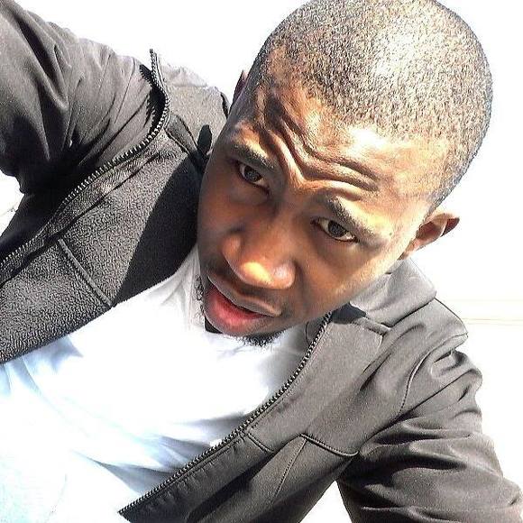 Meet your Posher, Ako - Picture 1 of 1